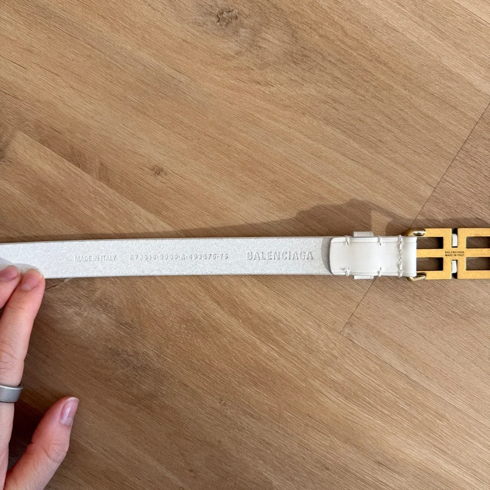 Balenciaga White Belt with Gold Logo Buckle - Picture 2 of 7